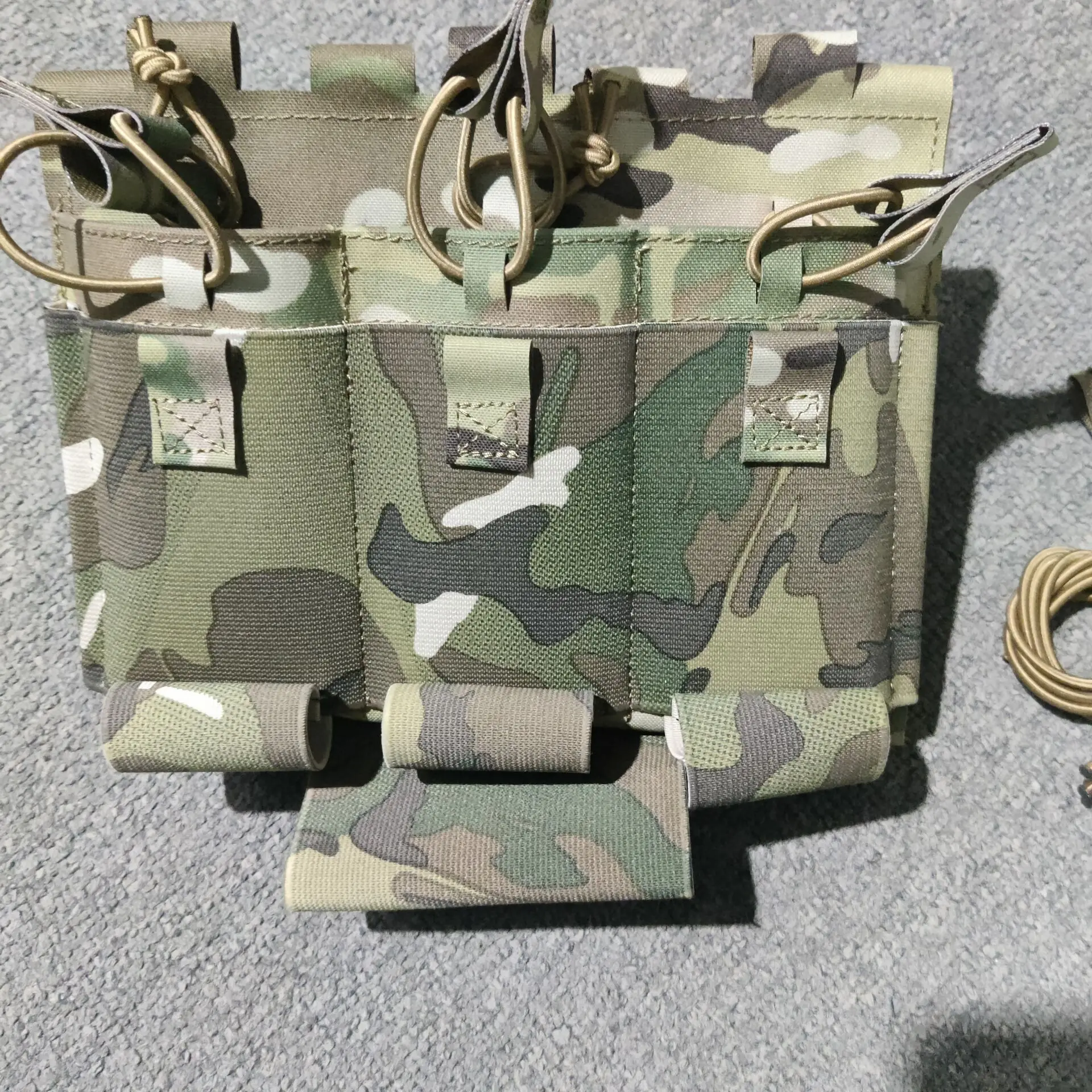 Panel frontal táctico OR con bolsa elástica multicapa para cargadores - imagen 2