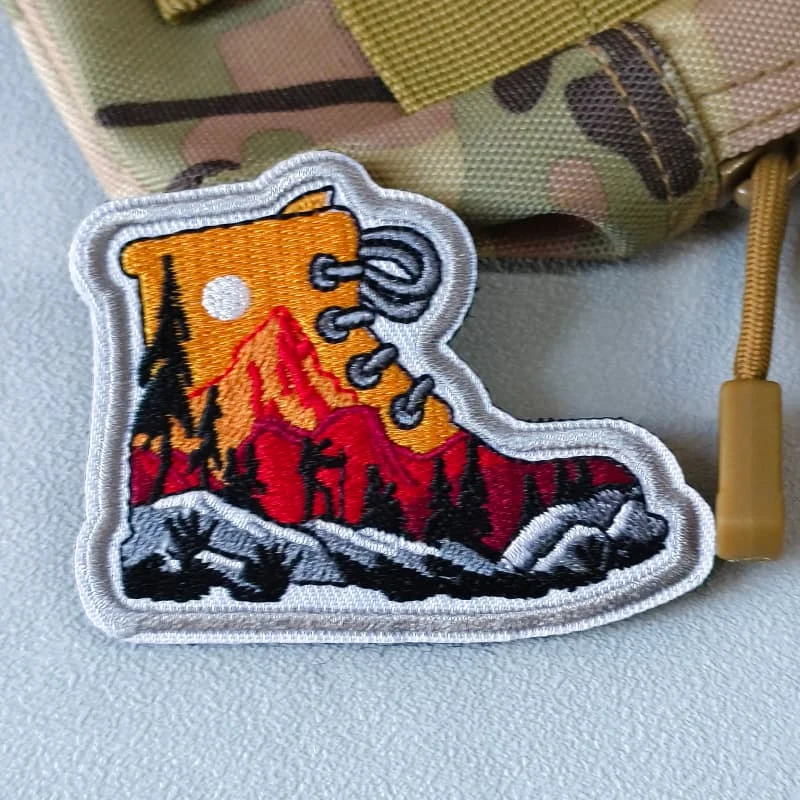 Parche bordado táctico bota senderismo montaña bosque con velcro - imagen 3
