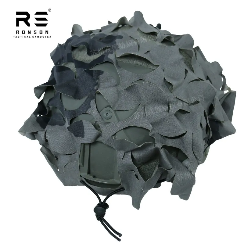 Funda casco táctico camuflaje 3D con tiras tipo hojas de árbol