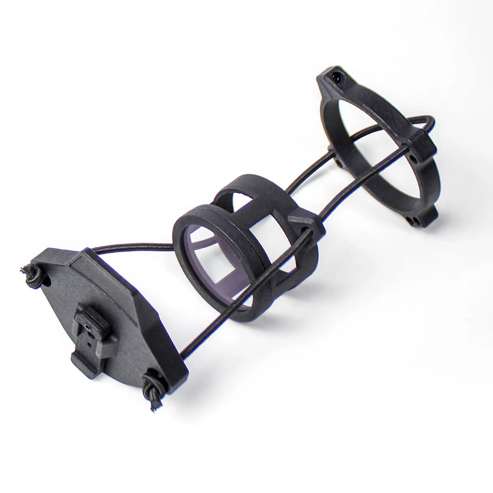 Detalle de protector compatible con NVG