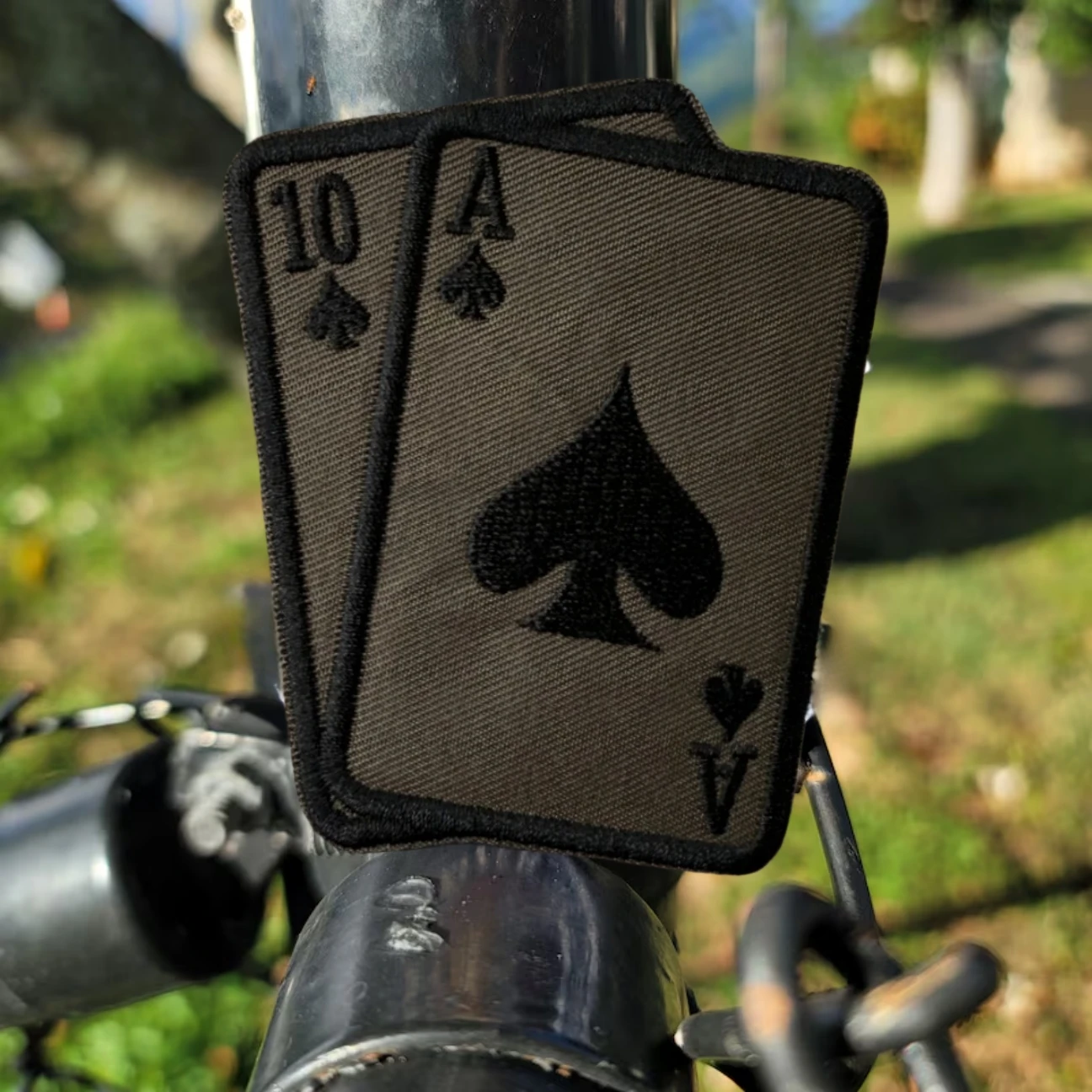 Parche táctico bordado con gancho – Accesorio para uniforme militar - imagen 3