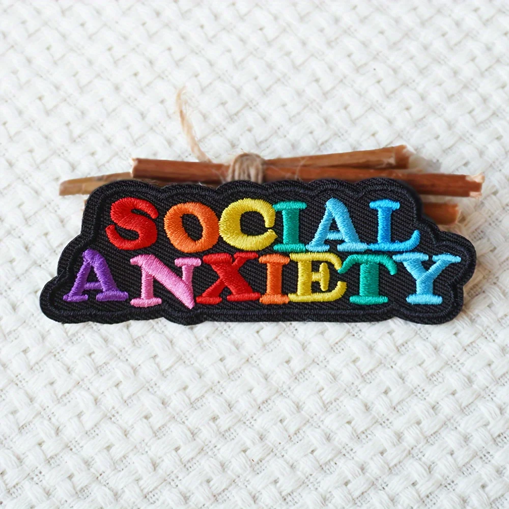 Parche bordado arcoíris Anxiety Social – aplique termoadhesivo ropa - imagen 2
