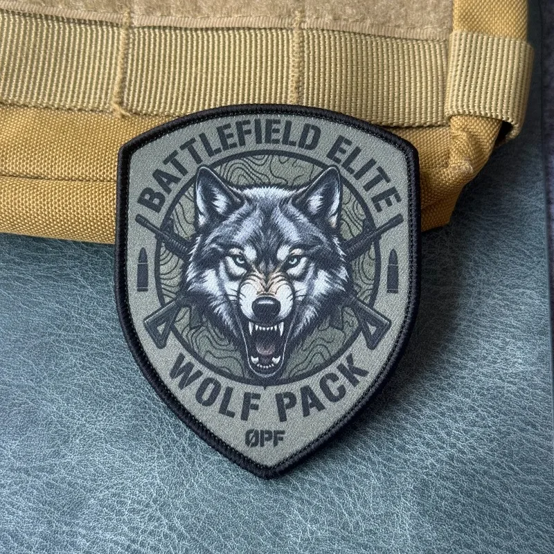 Parche táctico cabeza de lobo gancho y bucle para chaquetas - imagen 3
