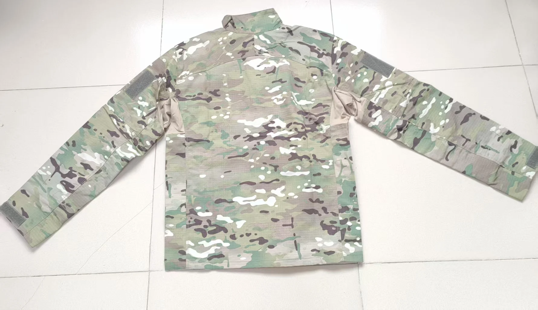 Chaqueta táctica camuflaje multiterreno Beyond, forro combate - imagen 2