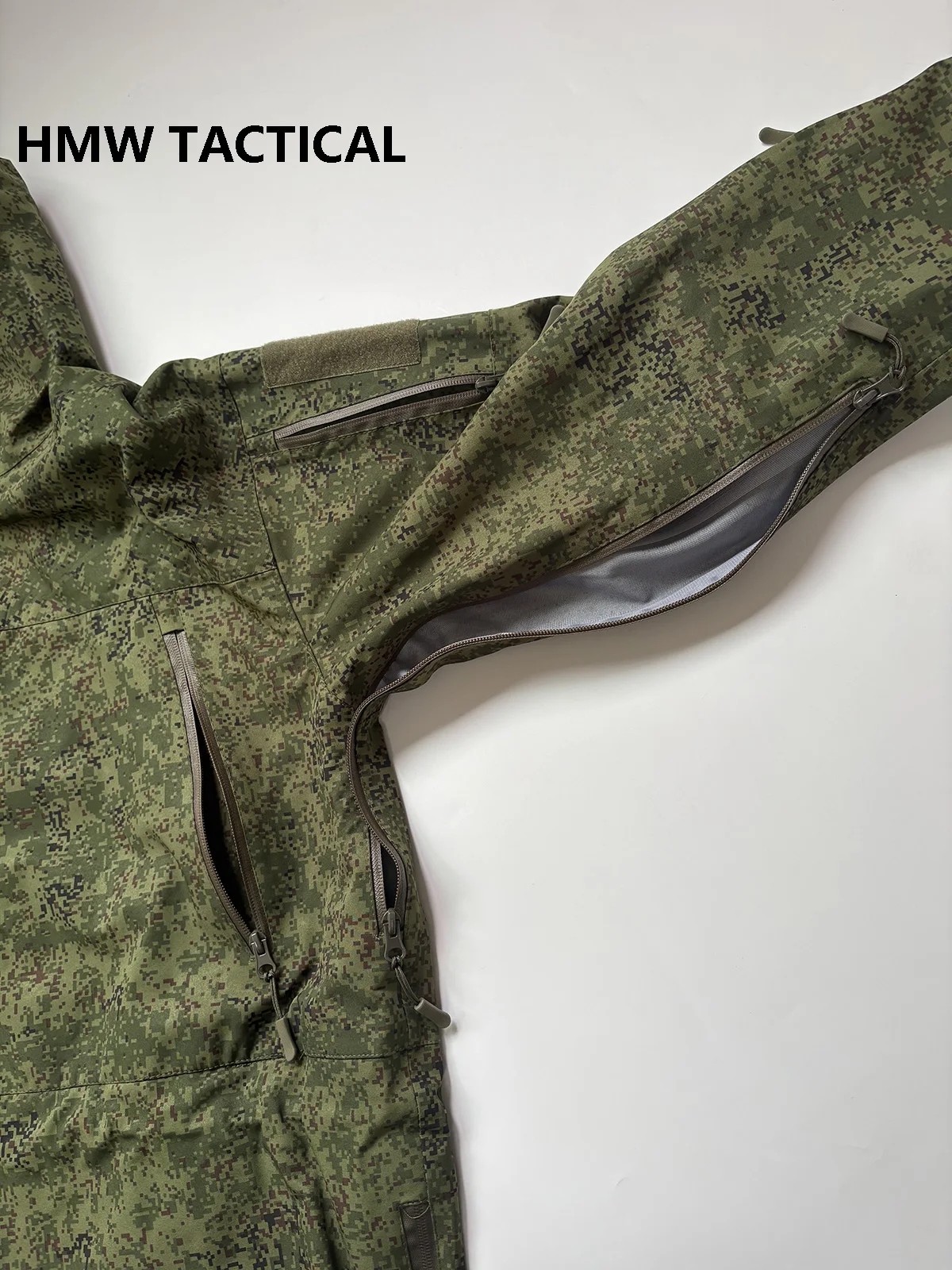 Uniforme de combate EMR de camuflaje impermeable con capucha verde - imagen 2