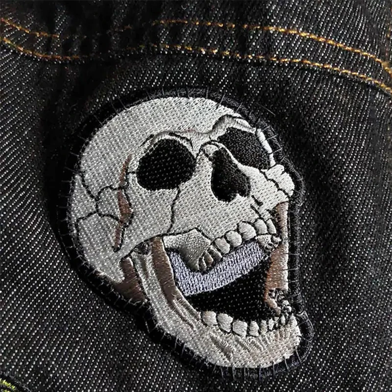 Parche bordado calavera gótica punk termoadhesivo para ropa y gorras - imagen 3