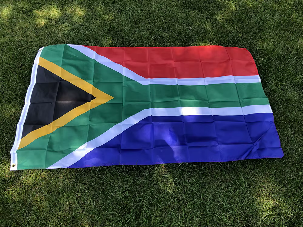 Bandera en interior con soporte