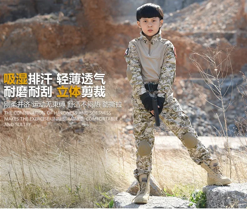 Niño vistiendo el conjunto completo de uniforme táctico TOMITANY en entorno boscoso