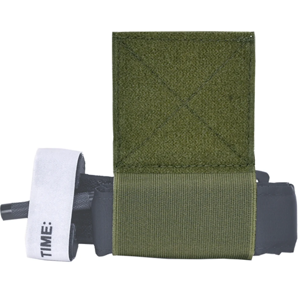 Paleta de colores: negro, verde oliva y desert