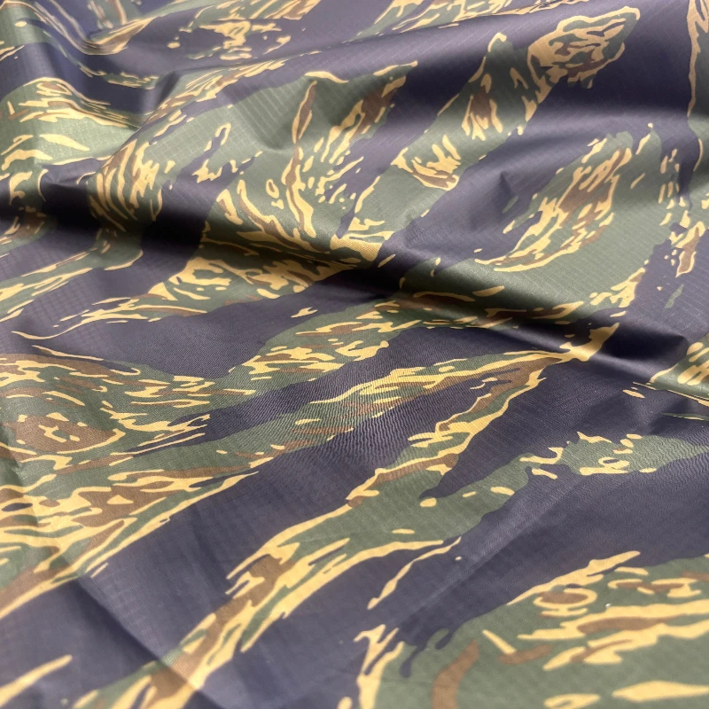 Tela camuflaje impermeable PU de tafetán para toldo bricolaje canopy - imagen 2