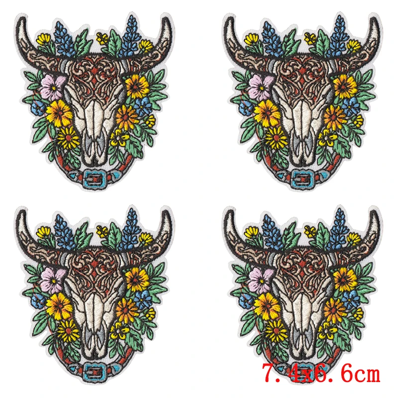 Diseños del set: toro y calavera