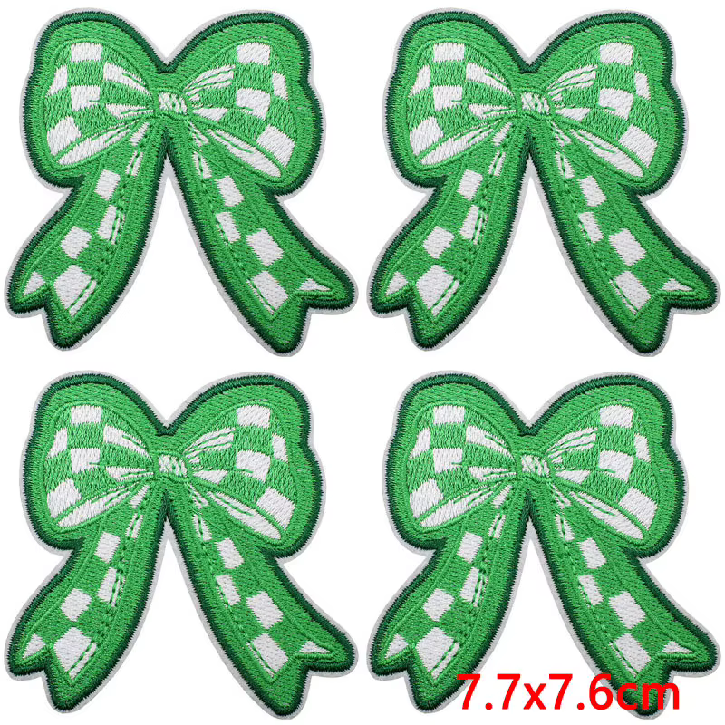 Parches termoadhesivos de lentejuelas verdes con estrellas y corazones - imagen 2