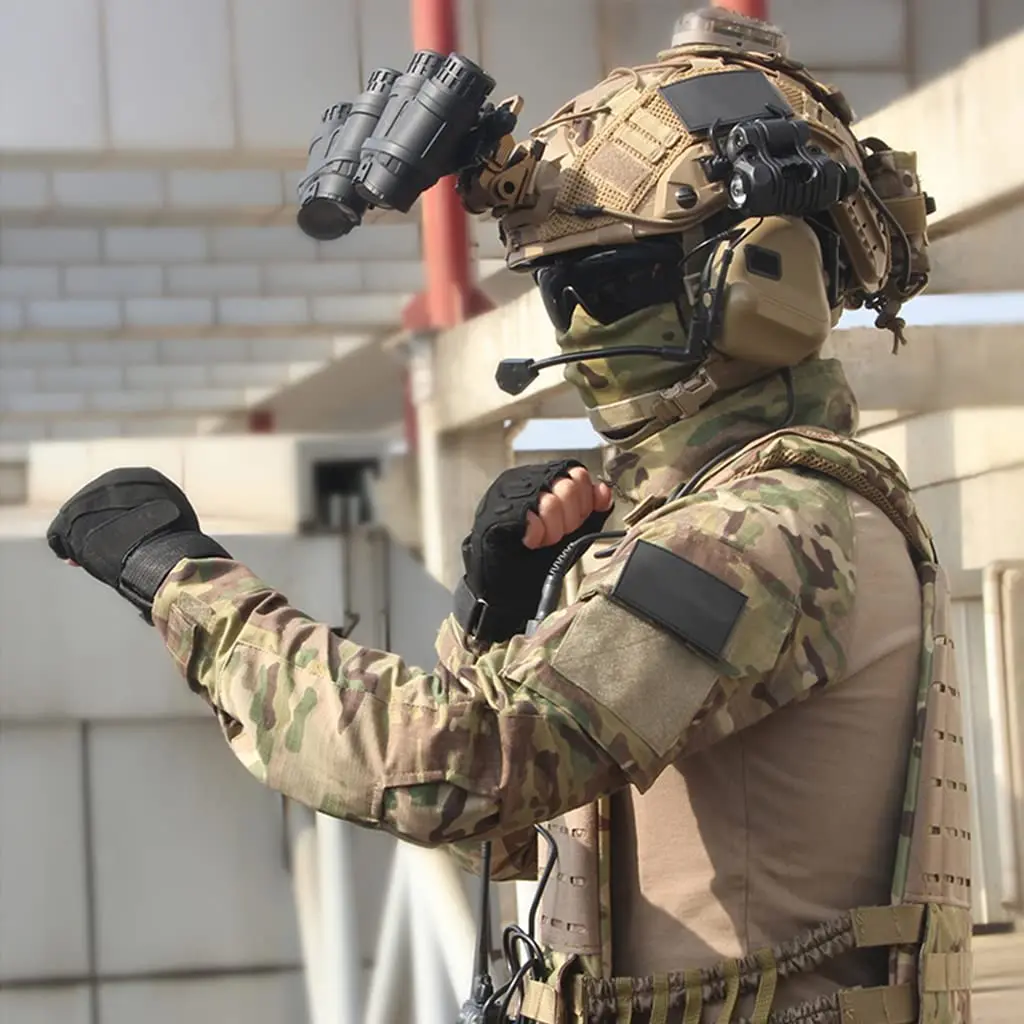 Casco táctico FAST para Airsoft (modelo NVG con linterna)