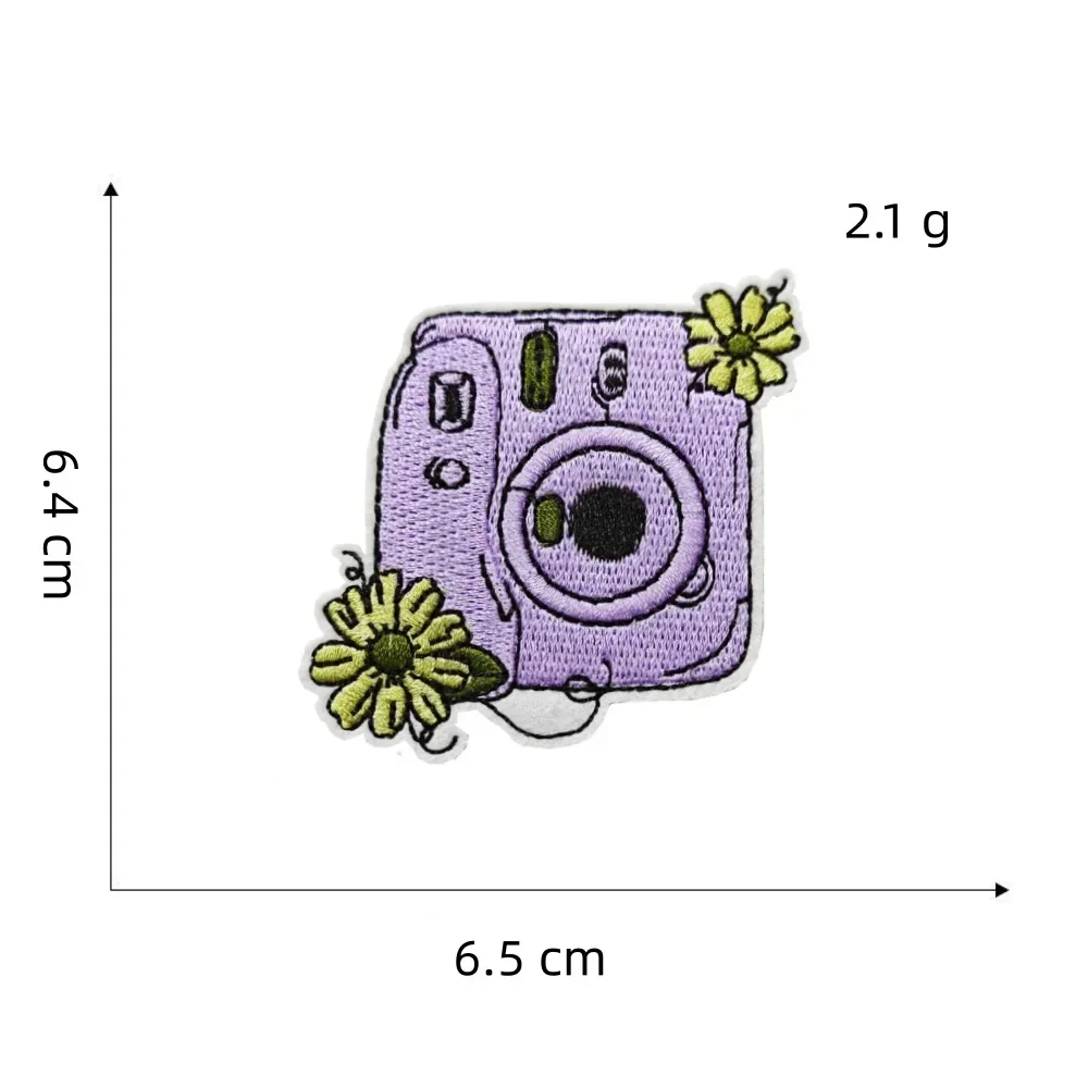 Parche termoadhesivo bordado violeta con apliques de tela - imagen 2