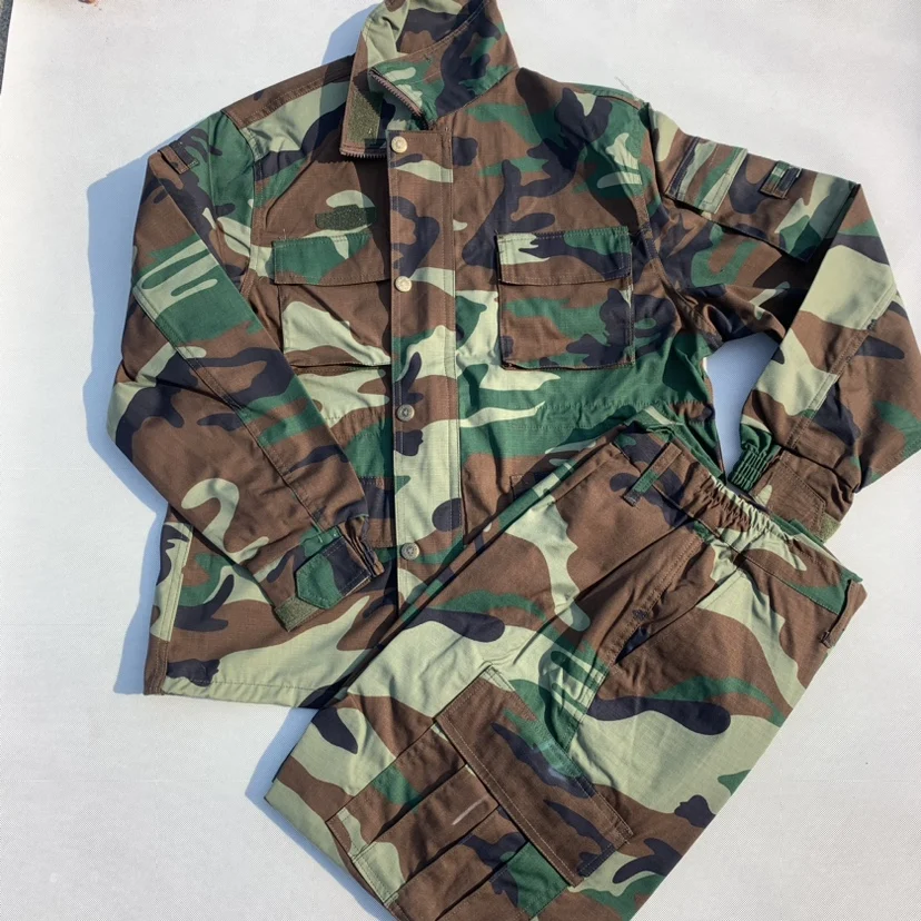 Traje camuflaje Rhodesian con cepillo para entrenamiento exteriores - imagen 2