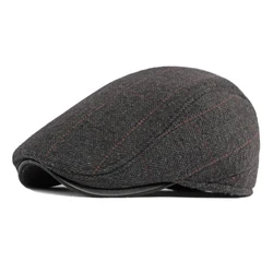 Gorro táctico de invierno con visera y orejeras sarga
