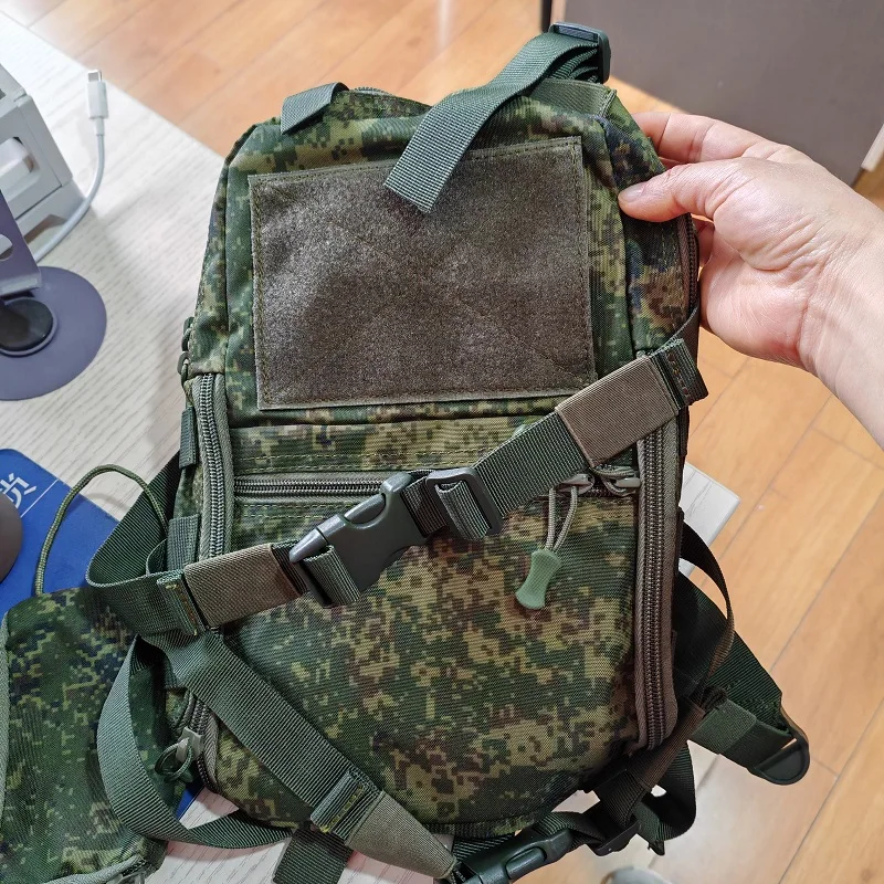 Mochila táctica para exteriores con doble sujeción de botella de agua - imagen 2