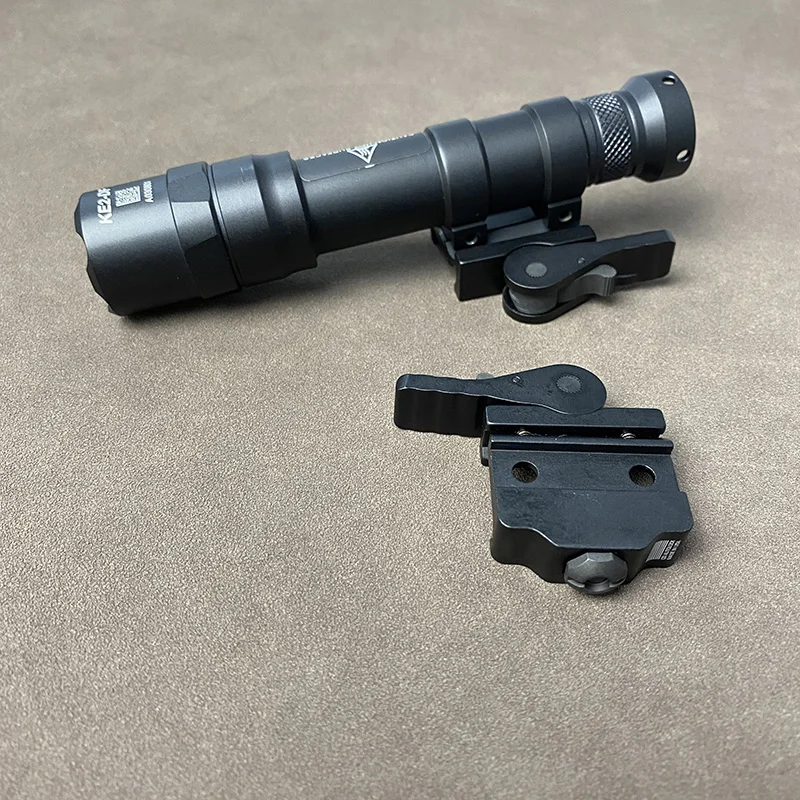 Montura táctica Picatinny para luz exploradora con liberación rápida - imagen 3