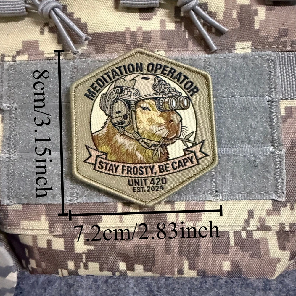 Parche táctico bordado capibara con velcro para mochila y equipo - imagen 5