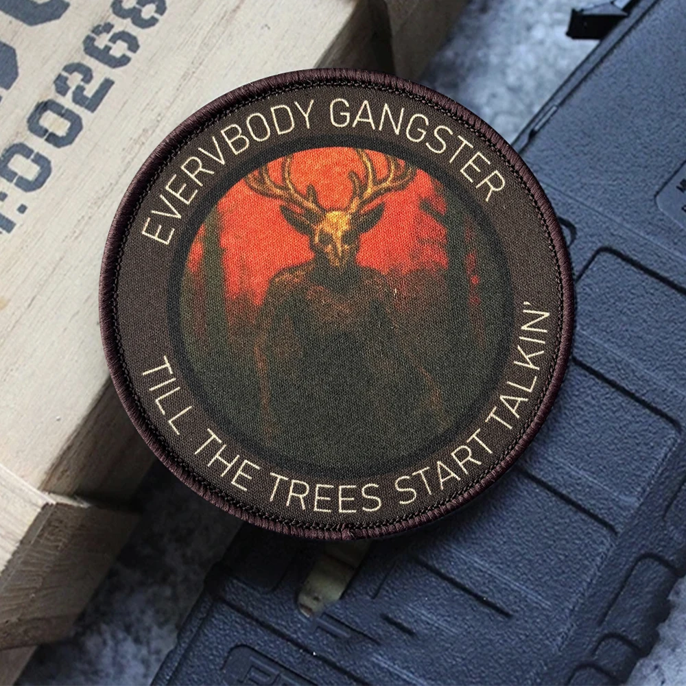Parche táctico gancho y bucle Everybody Gangster Trees Start