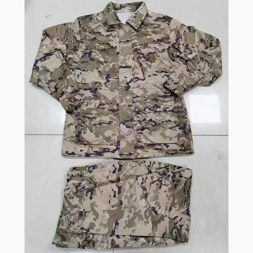 Traje de camuflaje chino 21 New Jungle en tonos desérticos