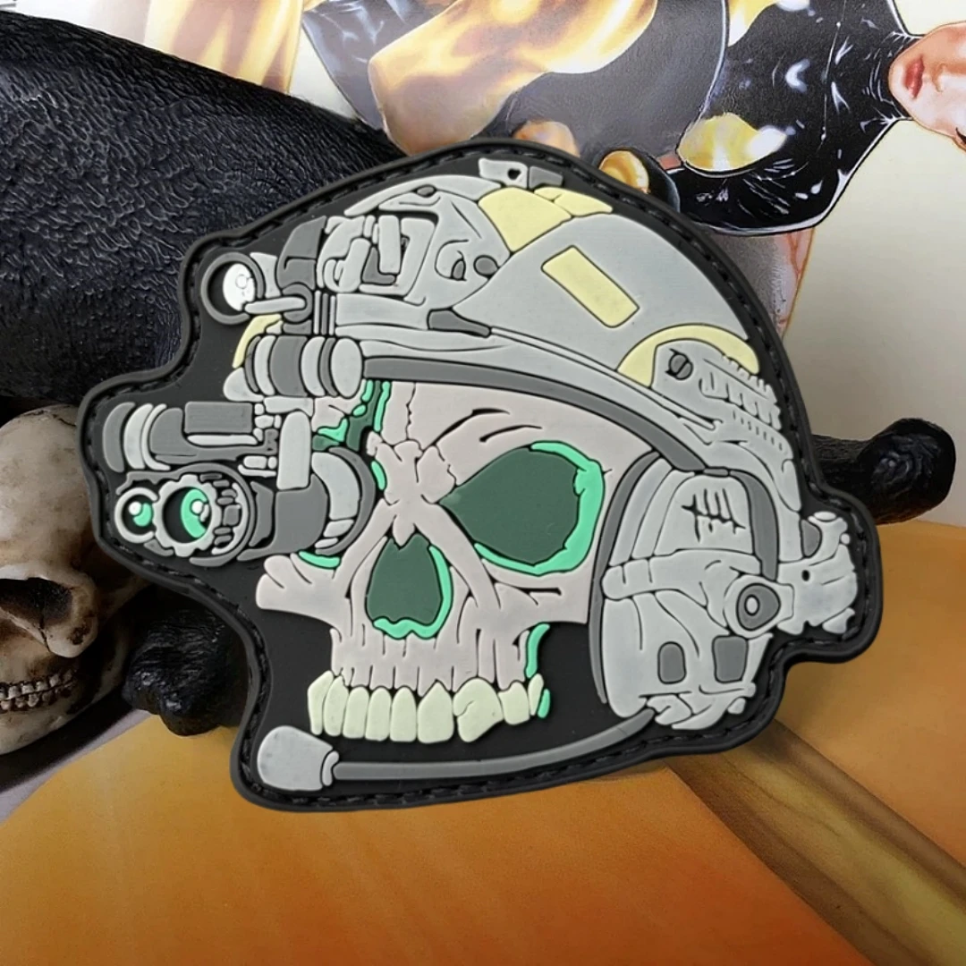 Parche táctico PVC 3D calavera cazador con velcro – Chevron - imagen 4