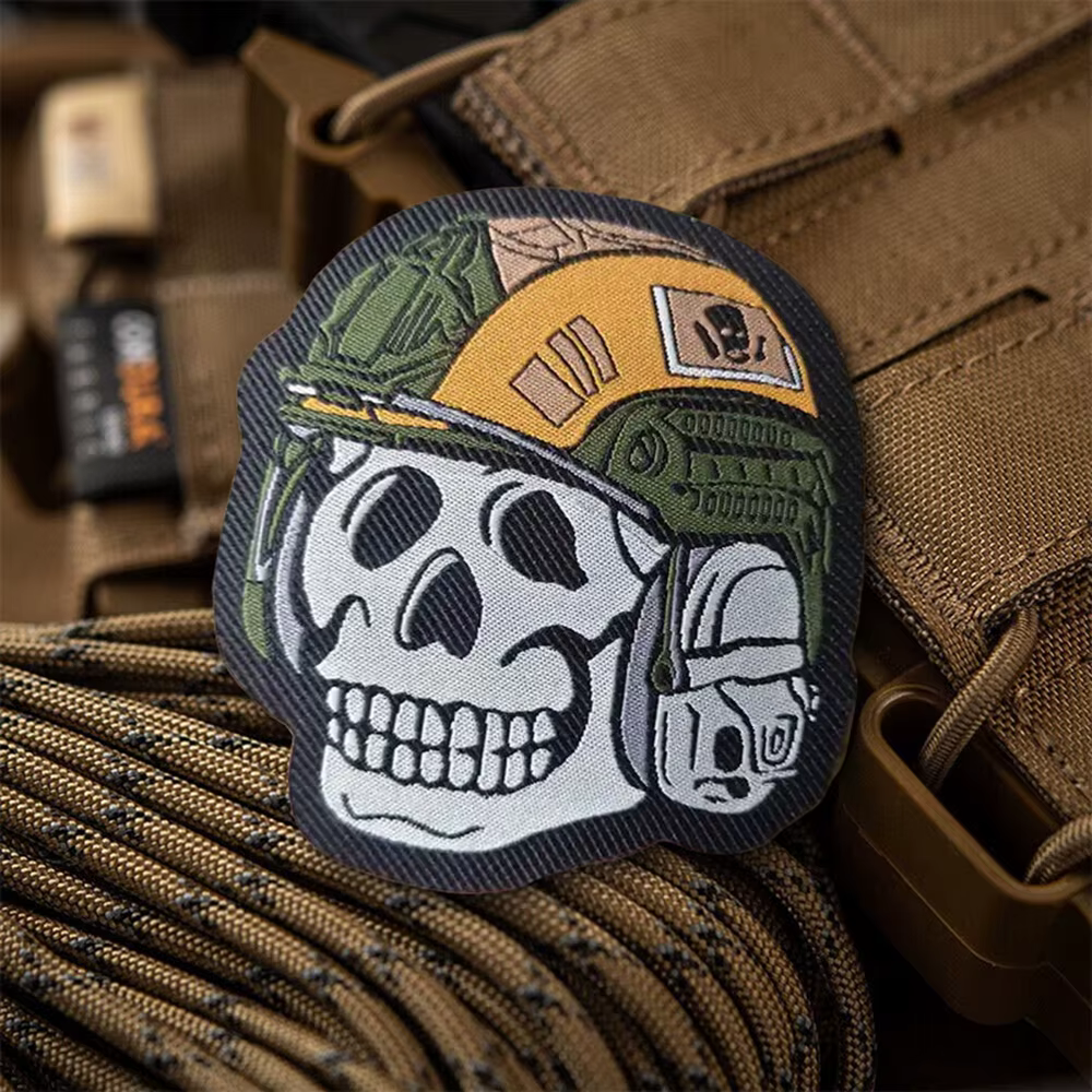 Parche táctico esqueleto – Velcro para uniforme o mochila - imagen 2