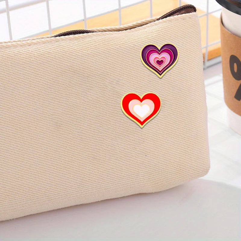 Alfiler de solapa esmaltado en capas colores – Corazón para mujer - imagen 3