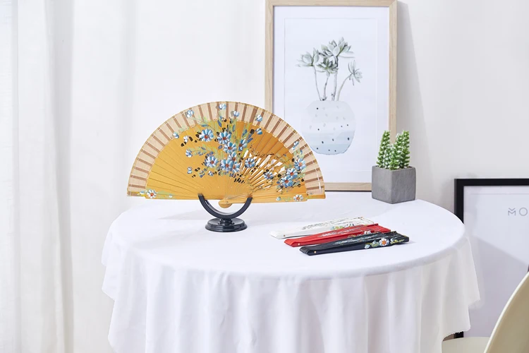 Abanico plegable tipo Hanfu para fotografía