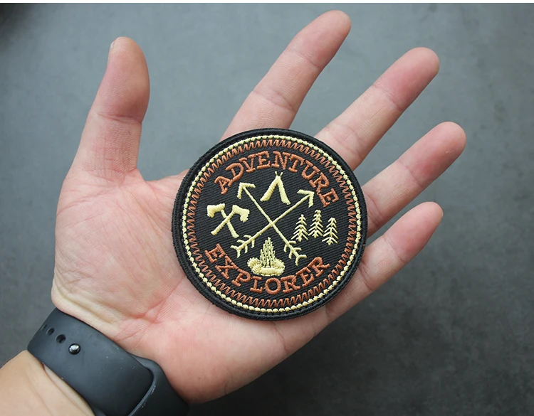 Insignia bordada Adventure Explorer para camping