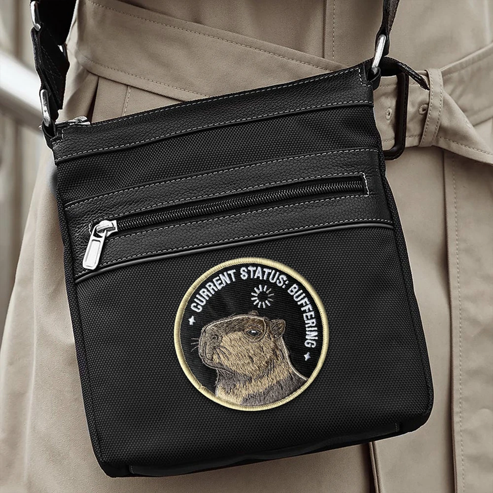 Parche táctico bordado capibara con gancho y bucle para mochila - imagen 2
