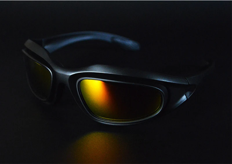 Gafas con lentes intercambiables y montura negra