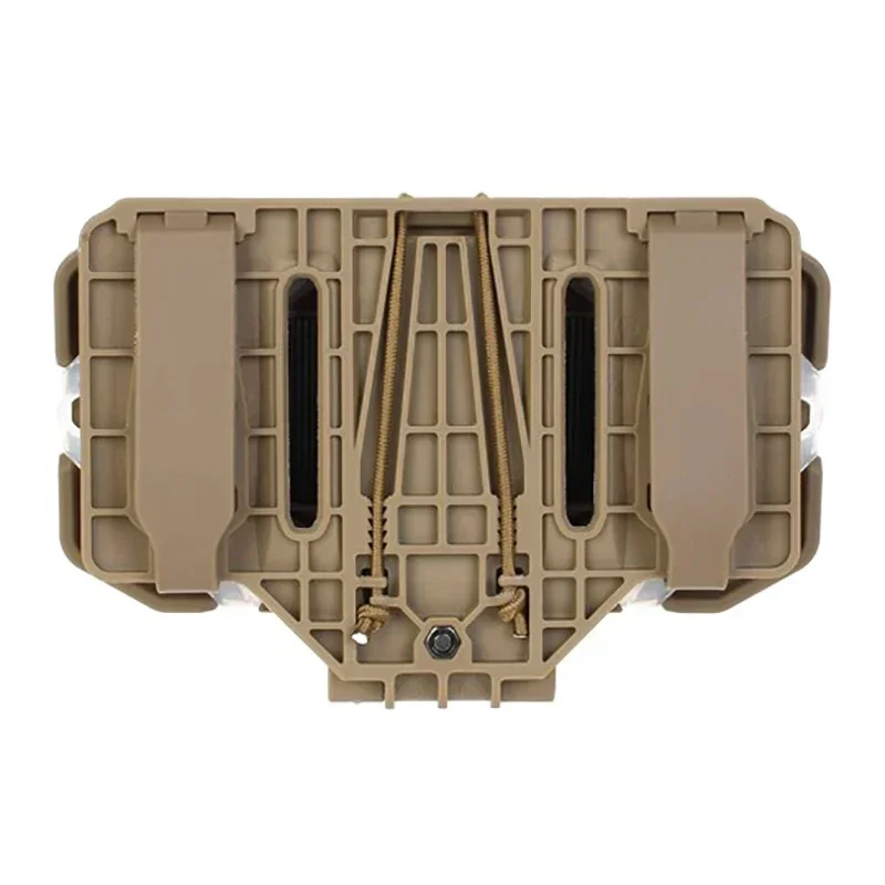 Detalle del sistema de fijación tipo MOLLE para el montaje