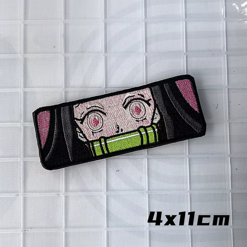 Parche visto desde el reverso mostrando el sistema de velcro
