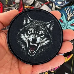 Parche táctico lobo chevron con velcro para mochila personalizada