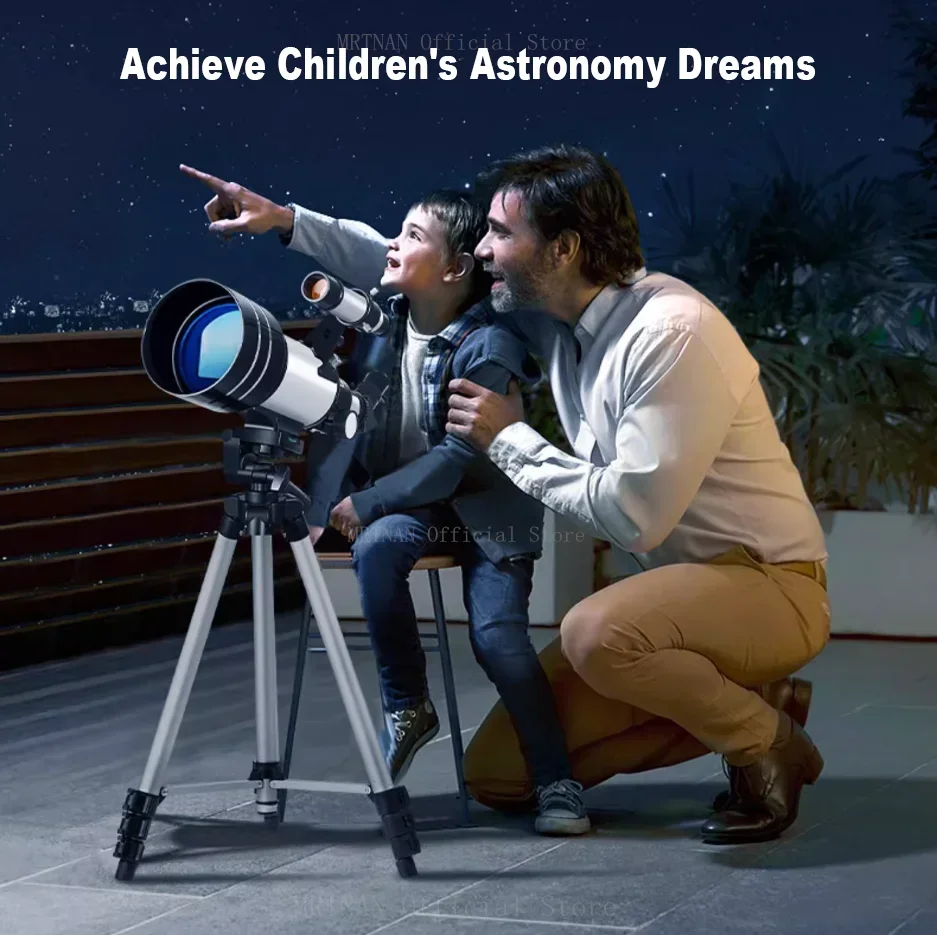 Observación del cielo con telescopio monocular