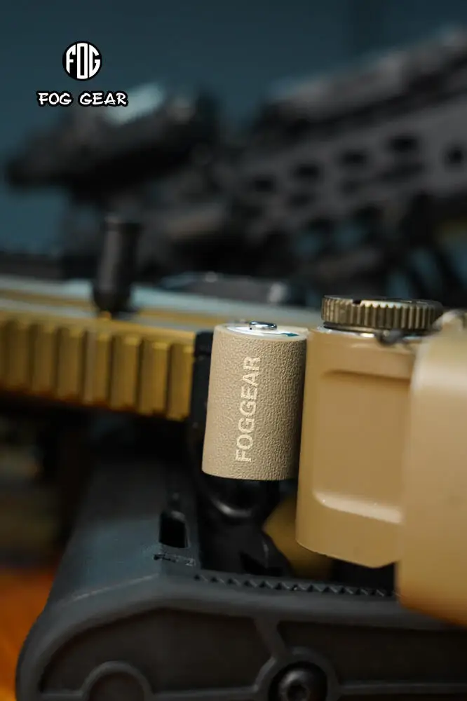 Caja táctica de kydex para baterías con punto rojo holográfico - imagen 4