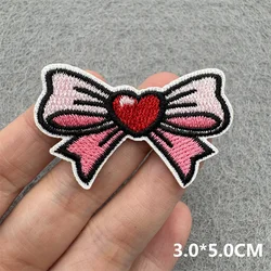 Parche bordado termoadhesivo flores dibujos animados para ropa