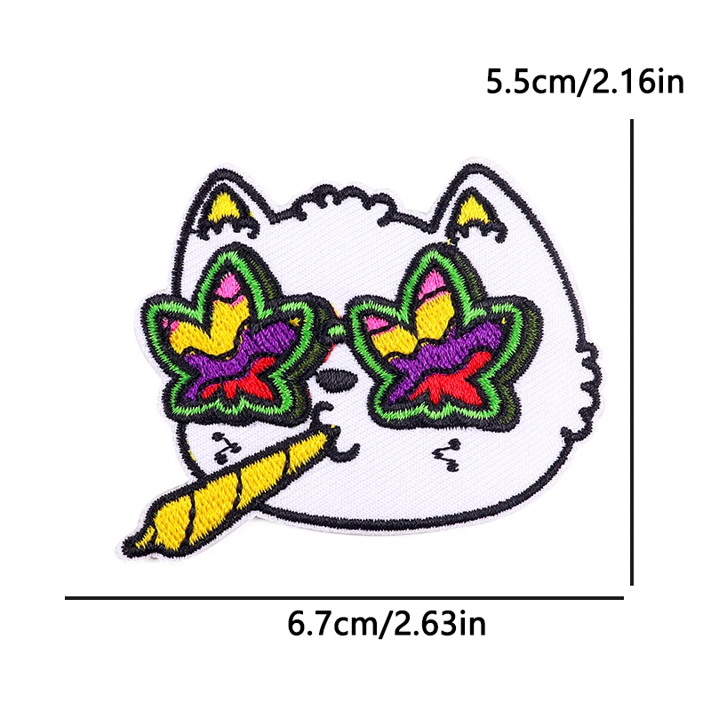 Parche termoadhesivo gato tiburón negro de dibujos para mochila