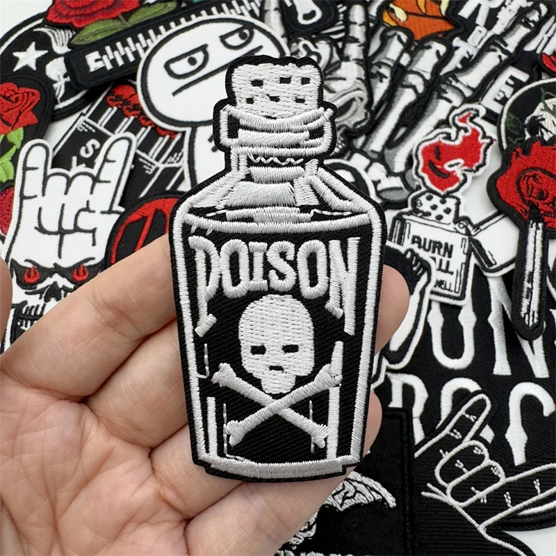 Parche termoadhesivo punk con rayas bordadas para ropa y manualidades - imagen 3
