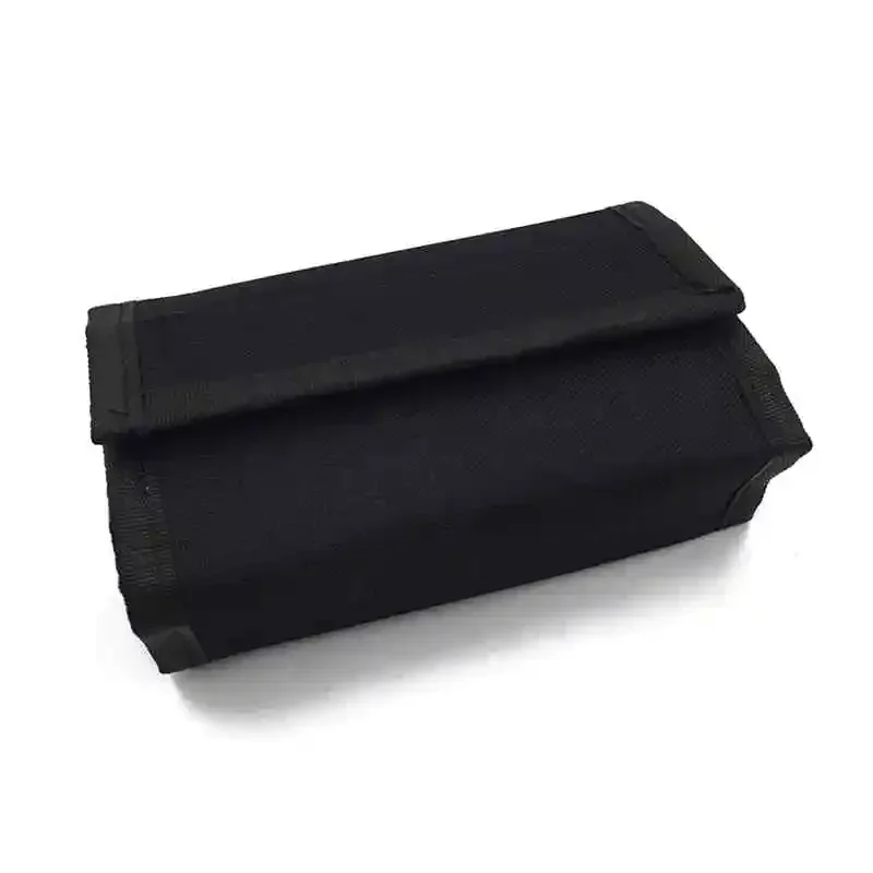 Portamunición en negro con compartimentos elásticos