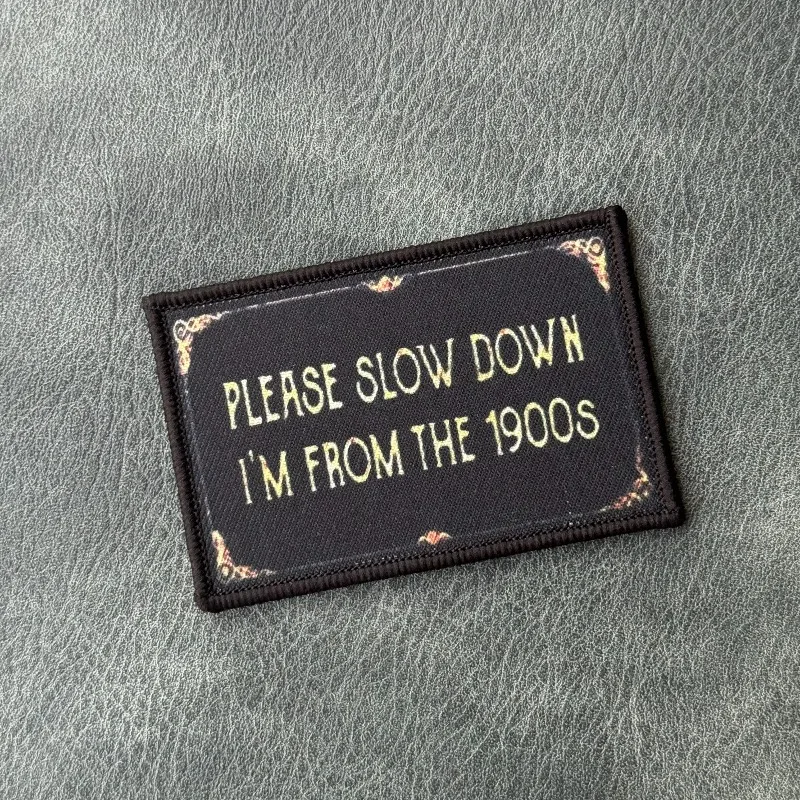 Parche táctico con frase años 1900 – velcro para mochila - imagen 2