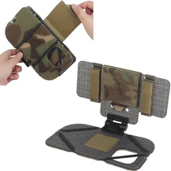 Soporte smartphone MOLLE – Ajustable para iPhone 15 Pro Max, fibra carbono