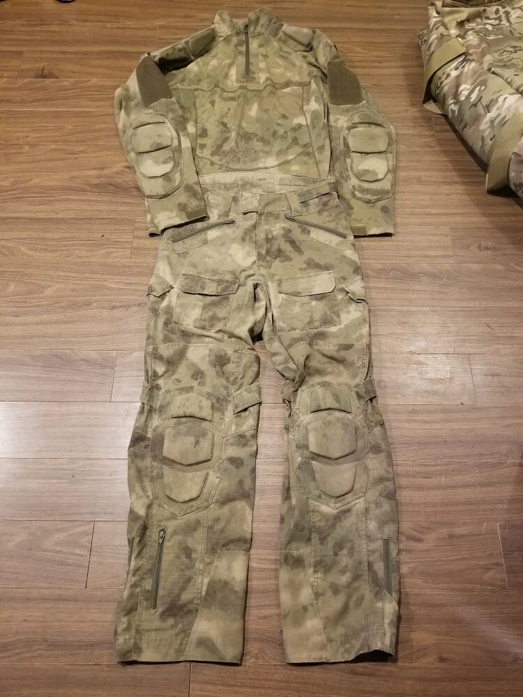 Vista del patrón camuflado y caída del conjunto