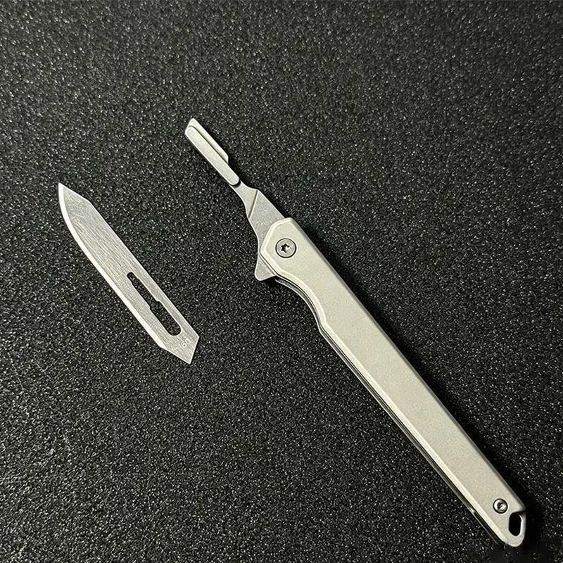 Nuevo cuchillo plegable EDC con diseño compacto