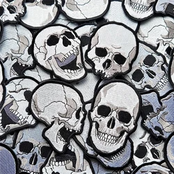 Parche bordado calavera gótica punk termoadhesivo para ropa y gorras