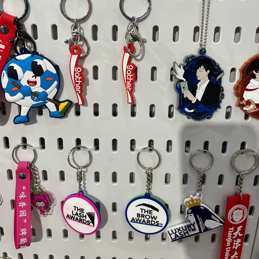 Llavero personalizado PVC 3D con logotipo – Accesorio promocional - imagen 5