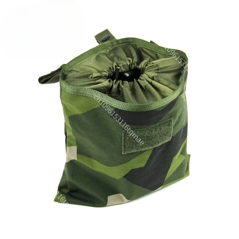 Bolsa táctica plegable impermeable camuflaje Sueco M90 - imagen 3