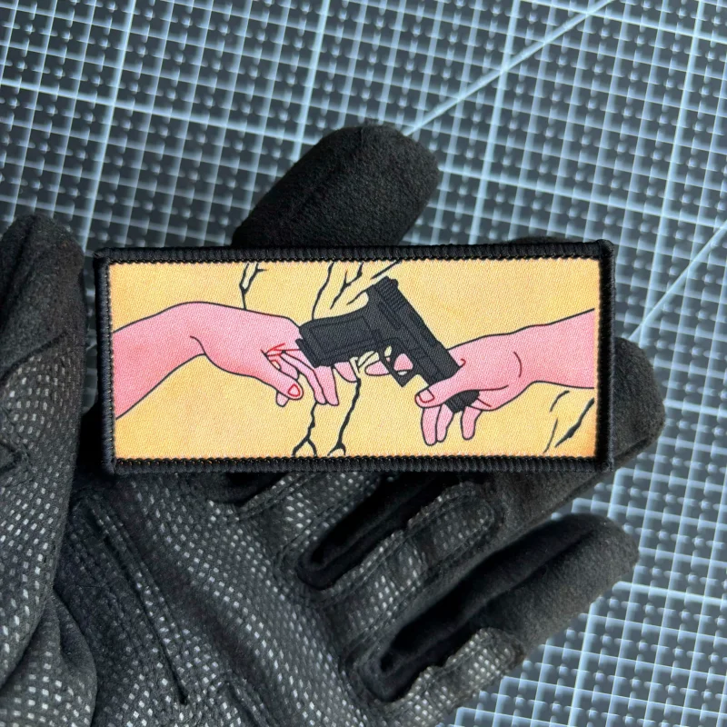Genesis Parche Táctico Pistola Dios y Adam – Insignia Moral Velcro - imagen 3
