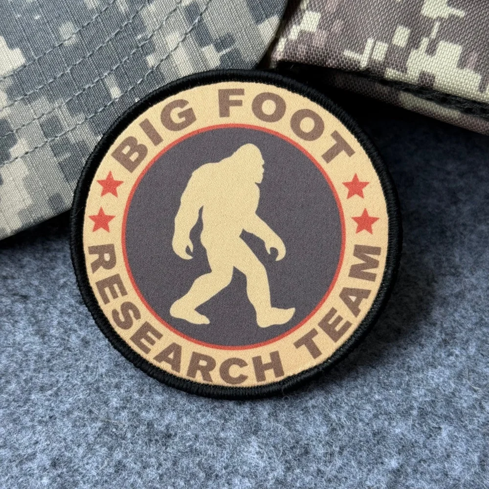 Parche moral Bigfoot – Insignia con gancho y bucle - imagen 2